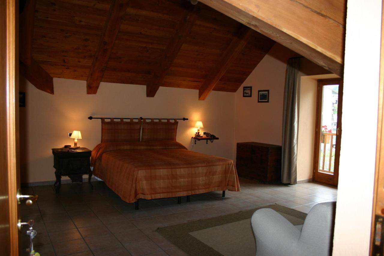 Hotel La Ginestra Cesana Torinese Exteriér fotografie